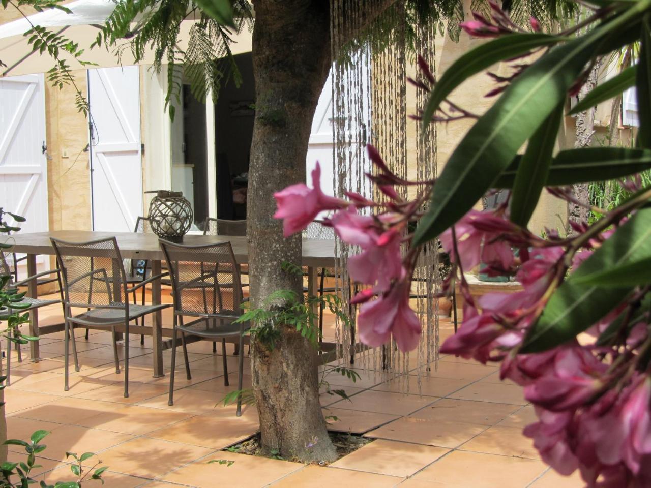 Villa Batelo Six-Fours-les-Plages Exteriör bild